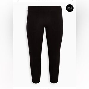 Torrid Black Crop Pocket Leggings Size 3 (22/24) New with Tags